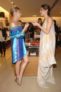 Diane Kruger feet photo thumbnail