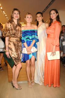Diane Kruger feet photo thumbnail