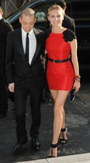 Diane Kruger feet photo thumbnail