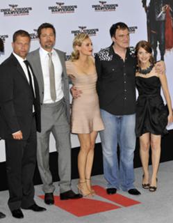 Diane Kruger feet photo thumbnail