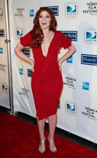 Debra Messing feet photo thumbnail