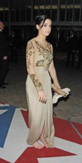 Jacqueline Jossa feet photo thumbnail