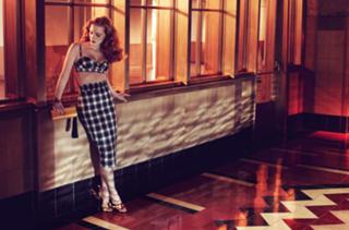 Jessica Chastain feet photo thumbnail