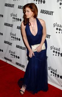 Debra Messing feet photo thumbnail