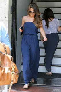 Cheryl feet photo thumbnail
