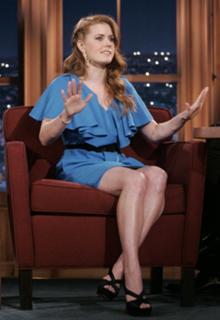 Amy Adams feet photo thumbnail