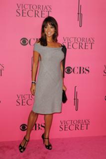 Eva LaRue feet photo thumbnail