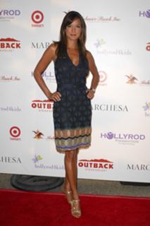 Eva LaRue feet photo thumbnail