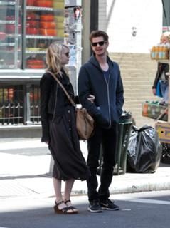 Emma Stone feet photo thumbnail