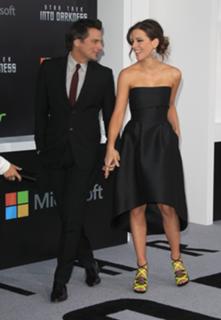 Kate Beckinsale feet photo thumbnail