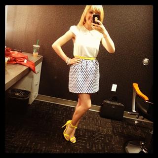 Jennette McCurdy feet photo thumbnail