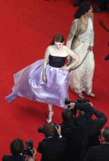 Julianne Moore feet photo thumbnail