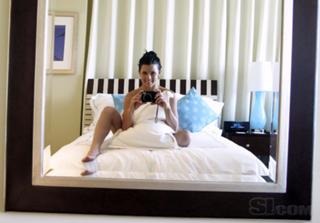 Danica Patrick feet photo thumbnail