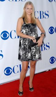 A.J. Cook feet photo thumbnail