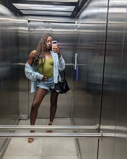 A.J. Odudu feet photo 16