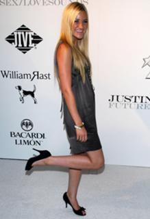 AJ Michalka feet photo thumbnail