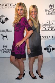 AJ Michalka feet photo thumbnail