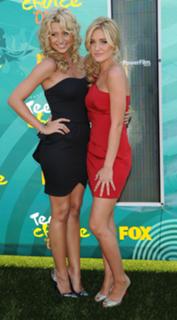 AJ Michalka feet photo thumbnail