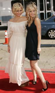 AJ Michalka feet photo thumbnail