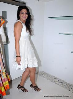 Aackruti Nagpal feet photo 1