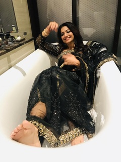 Aackruti Nagpal feet photo 18