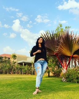 Aackruti Nagpal feet photo 7