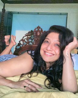Aackruti Nagpal feet photo 4