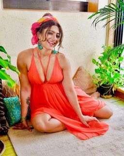 Aackruti Nagpal feet photo 6