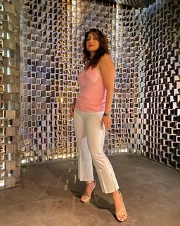 Aackruti Nagpal feet photo 4