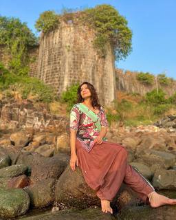 Aackruti Nagpal feet photo 12