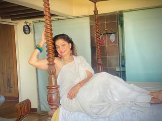 Aackruti Nagpal feet photo 5