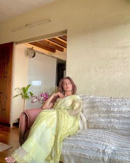 Aackruti Nagpal feet photo 13