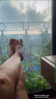 Aackruti Nagpal feet photo 5