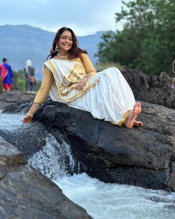 Aackruti Nagpal feet photo 13