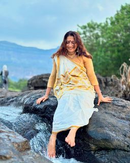 Aackruti Nagpal feet photo 10