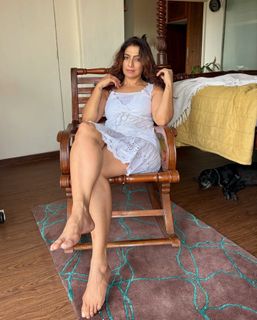 Aackruti Nagpal feet photo 15