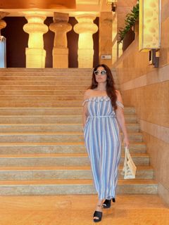 Aackruti Nagpal feet photo 3