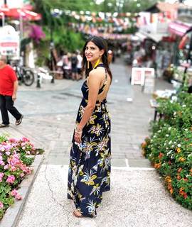 Aahana Kumra feet photo 10