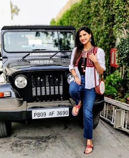Aahana Kumra feet photo 17