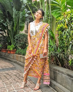 Aahana Kumra feet photo 9