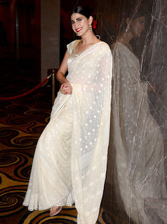 Aahana Kumra feet photo 3