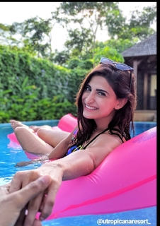 Aahana Kumra feet photo 16
