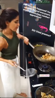 Aahana Kumra feet photo 17