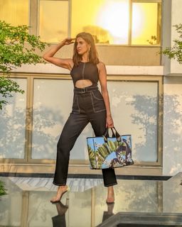 Aahana Kumra feet photo 4
