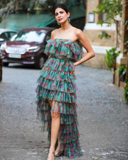 Aahana Kumra feet photo 16
