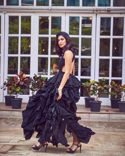 Aahana Kumra feet photo 18