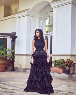 Aahana Kumra feet photo 17