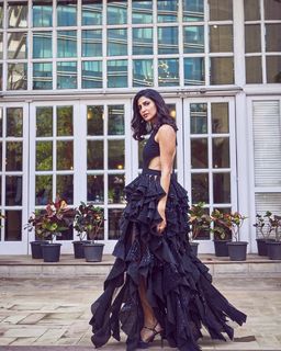 Aahana Kumra feet photo 16