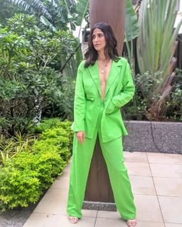Aahana Kumra feet photo 9