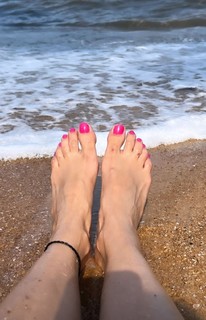 Aahana Kumra feet photo 14